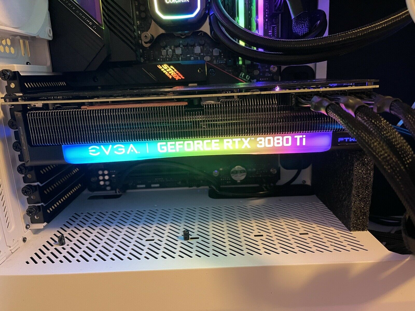 EVGA GeForce RTX 3080 Ti FTW3 ULTRA GAMING 12GB GDDR6X Graphics