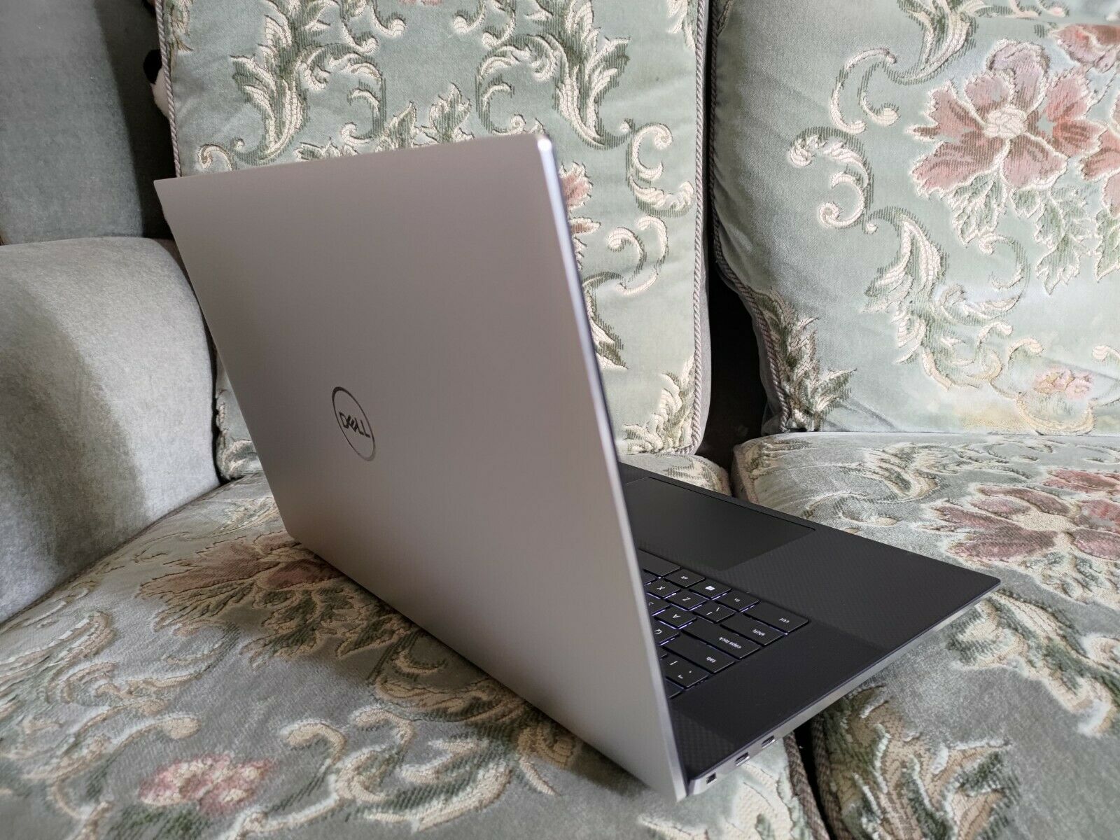 NEW Dell XPS 17 9710 UHD i9 11980HK 64GB RTX 3060 2TB Touch Ultrabook Laptop WTY
