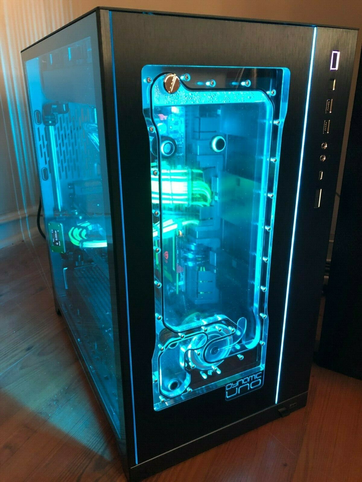 Dynamic UNO XL - Front Panel Acrylic Water Cooling Reservoir for D5 pump 011-XL