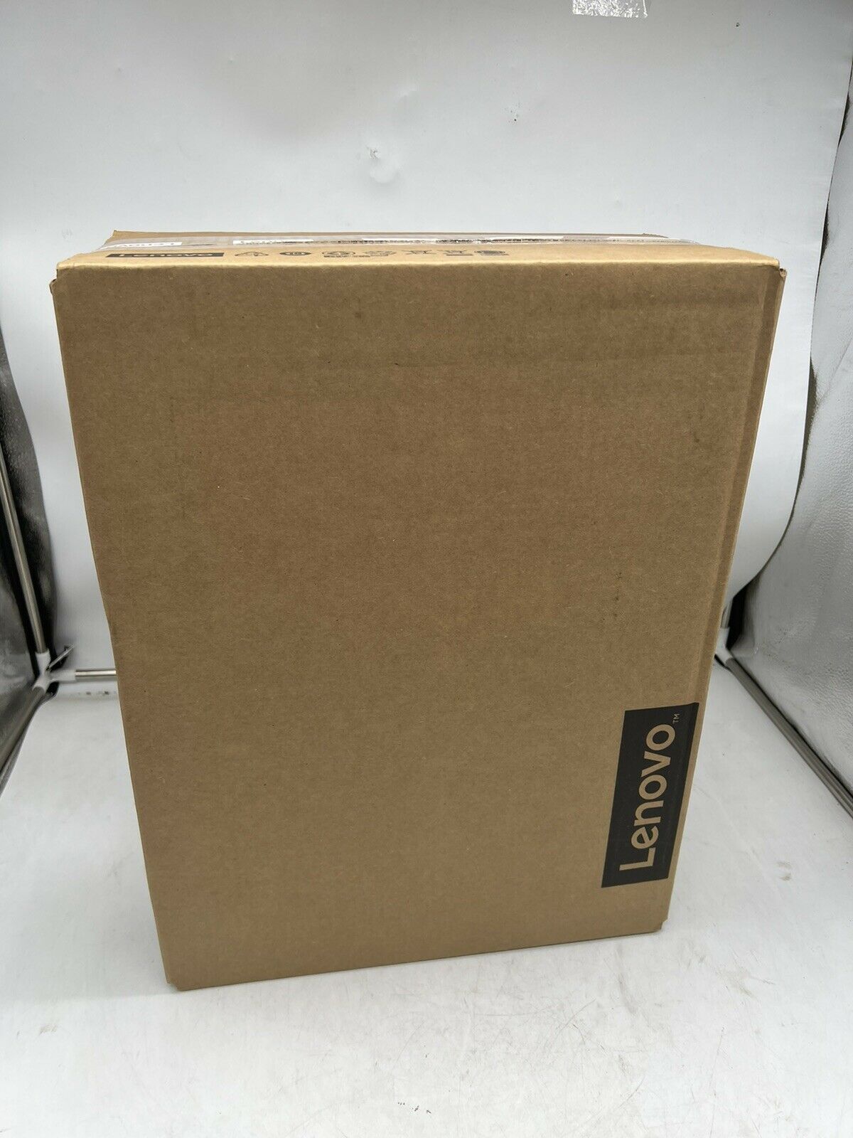 LENOVO IdeaCentre 3 90NT Desktop 4GB DDR4 256GB SSD AMD Athlon Silver 3050U