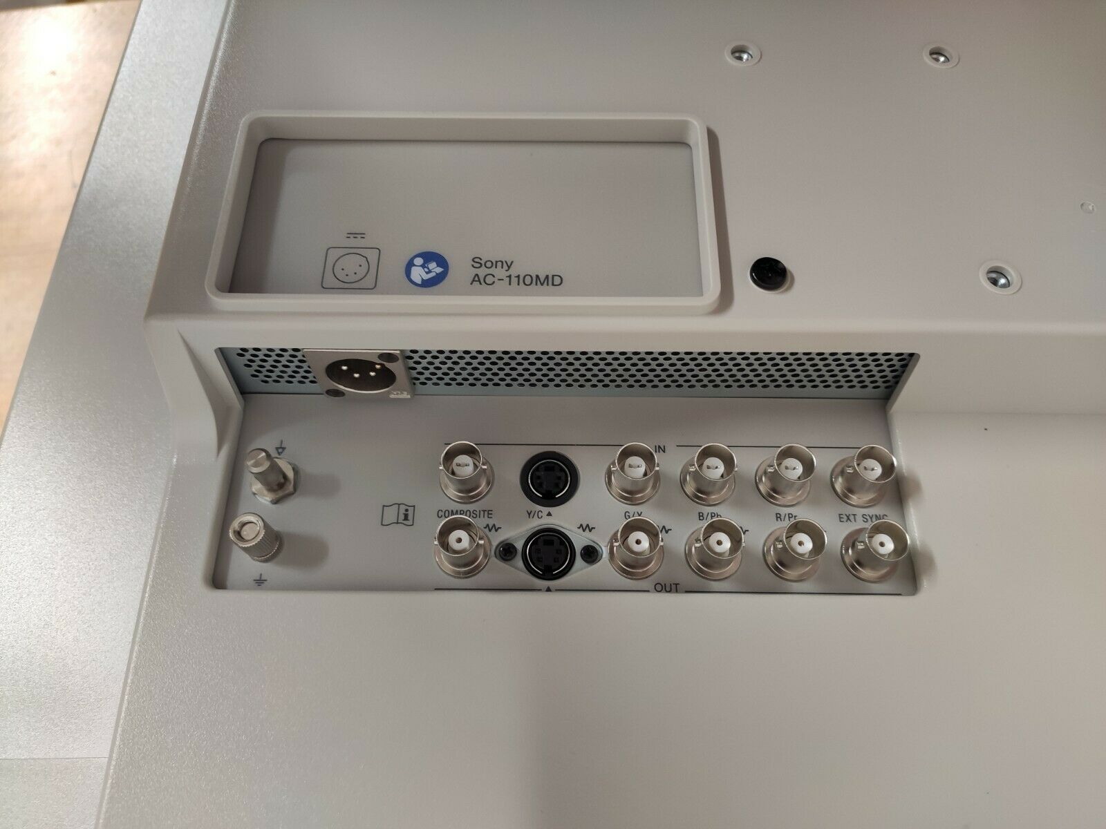 Sony LMD-2451MD (LMD2451MD) 4905524650792