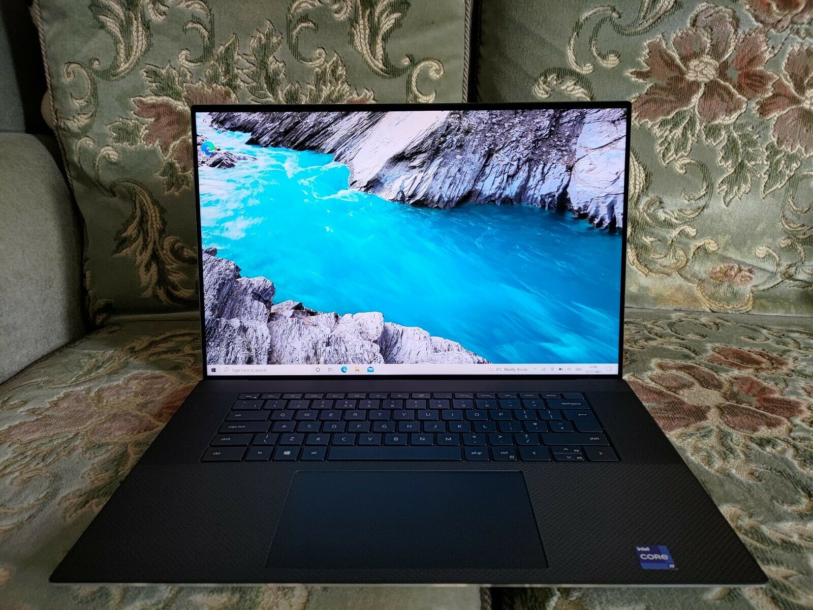 NEW Dell XPS 17 9710 UHD i9 11980HK 64GB RTX 3060 2TB Touch Ultrabook Laptop WTY