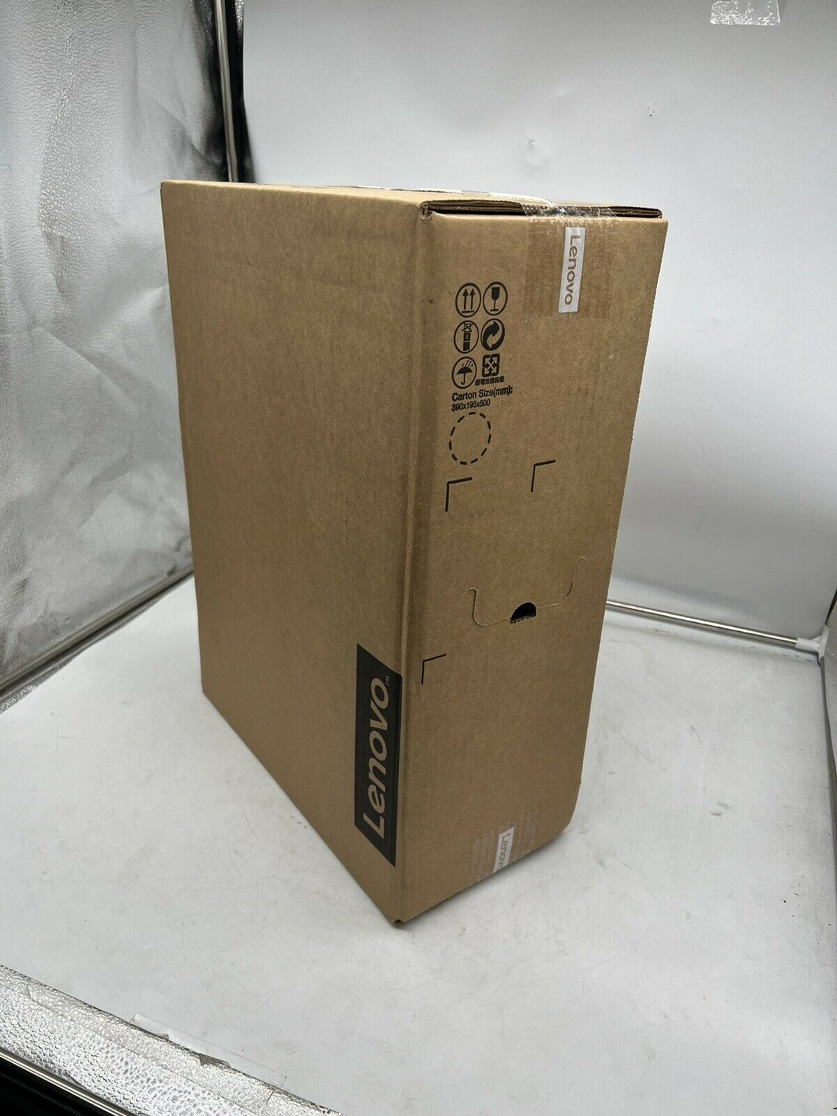 LENOVO IdeaCentre 3 90NT Desktop 4GB DDR4 256GB SSD AMD Athlon Silver 3050U